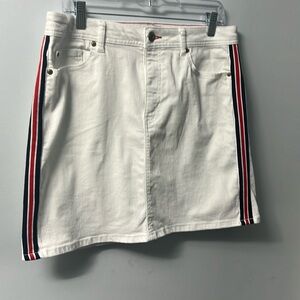 Women’s 12 EV1 white denim midi or short skirt with navy and red side stripes.